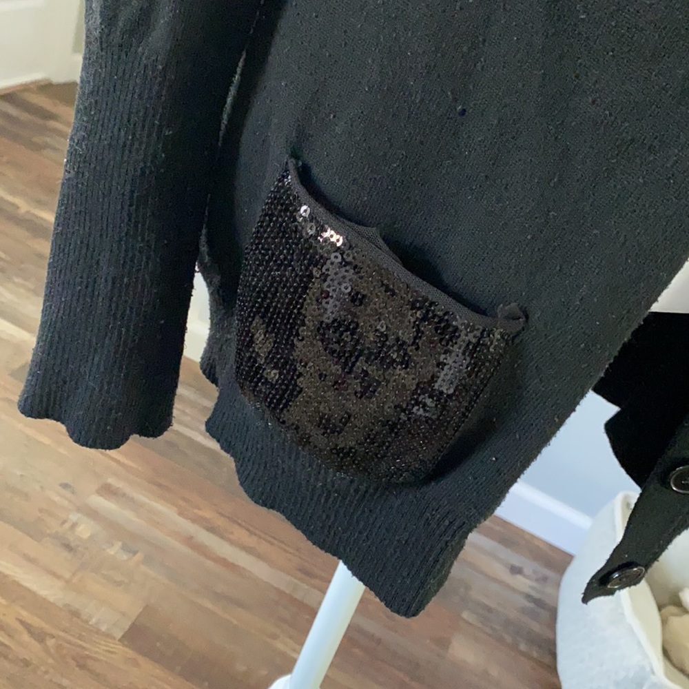 Cardigan - Picture 2 of 3